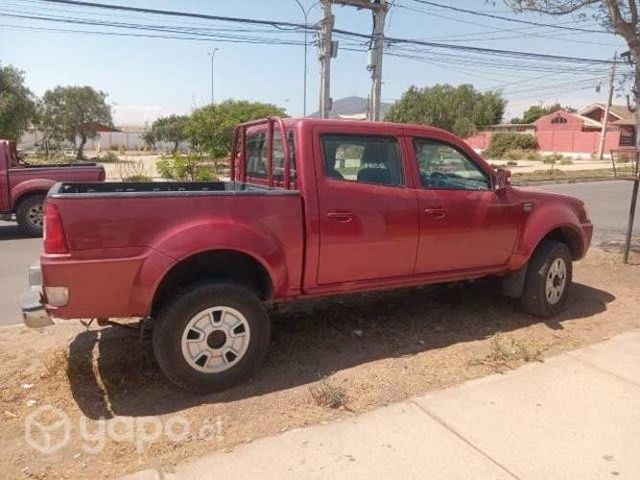 Se vende camioneta TATA 2014