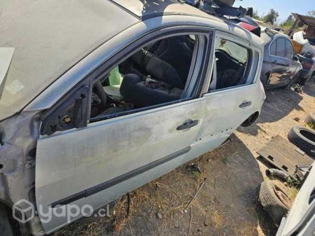Puerta renault megane 2007