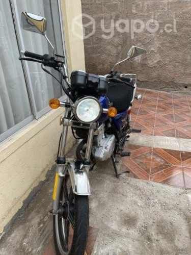 Moto Suzuki GN125H - A toda prueba