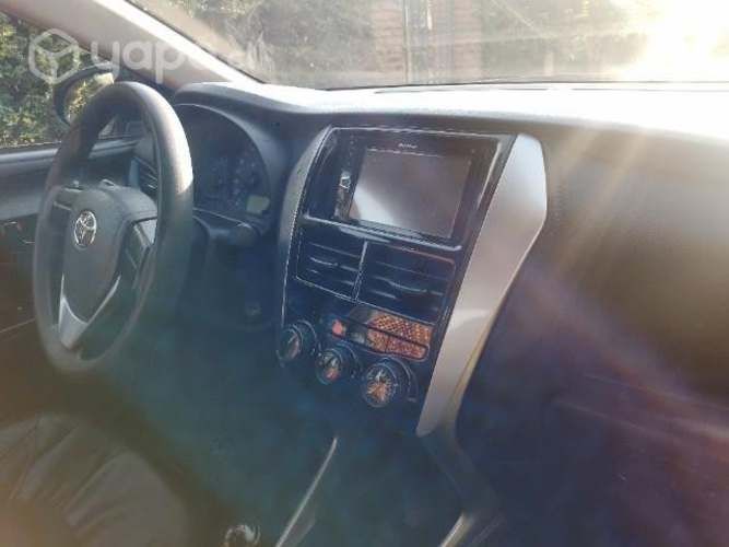 Colectivo toyota yaris