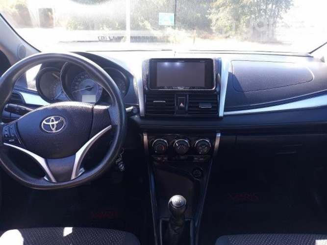 Toyota yaris 2017