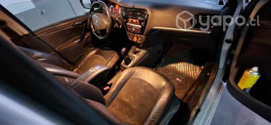 Peugeot 301 allure 2016