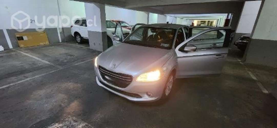 Peugeot 301 allure 2016