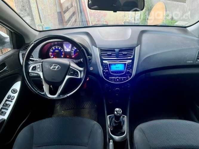 Vendo auto Hyundai Accent