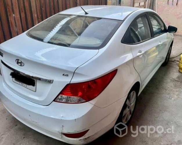 Vendo auto Hyundai Accent