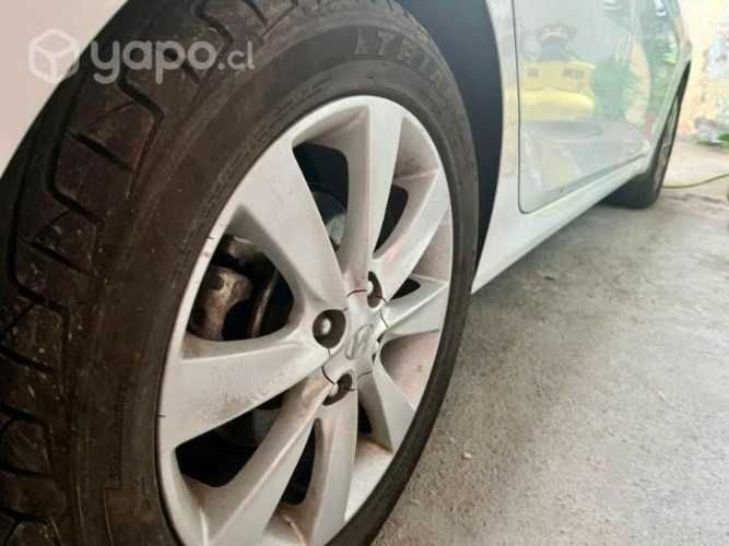 Vendo auto Hyundai Accent