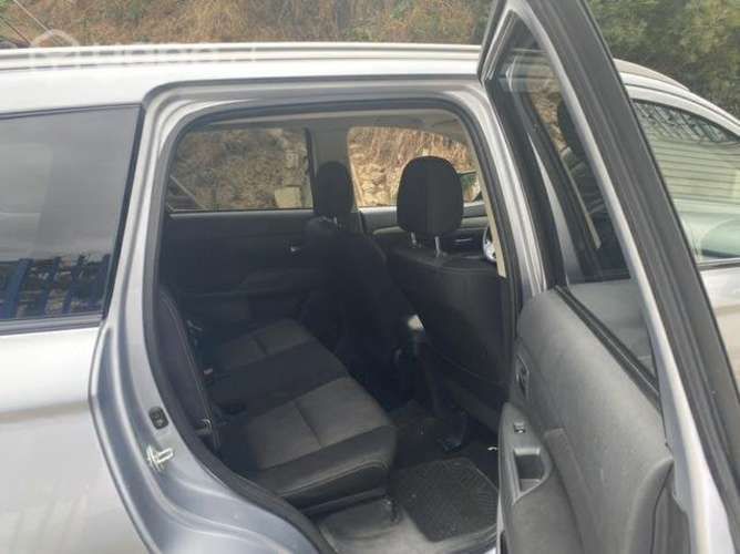 Mitsubishi outlander 2016