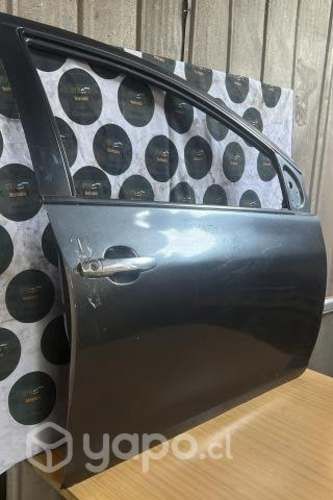 Puerta toyota new yaris