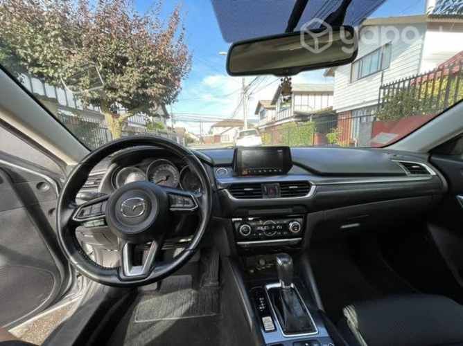 Mazda 6 2018 AT
