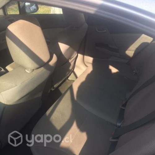 Honda civic 2012 Automático impecable
