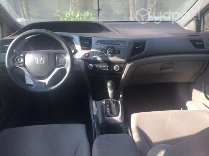 Honda civic 2012 Automático impecable