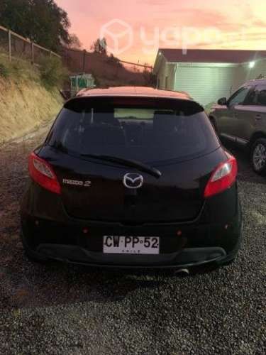 Mazda 2 2011