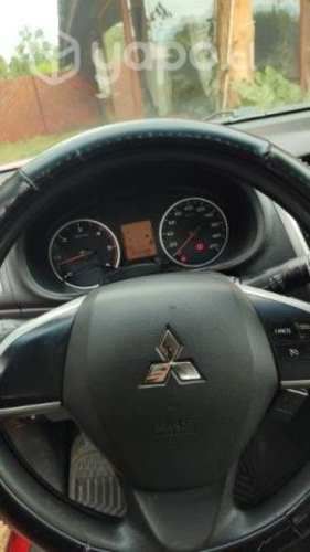 Mitsubishi L200 Turbo Diesel 4x4 mecánica