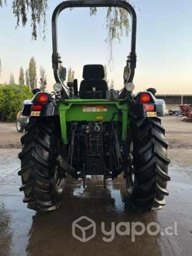 Vendo Tractor Deutz Fahr