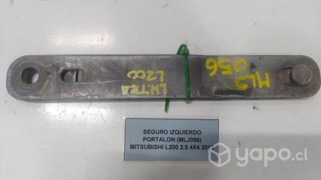Seguro Izquierdo Portalon Mitsubishi L200