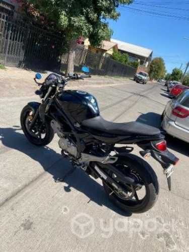 Suzuki Gladius 650cc