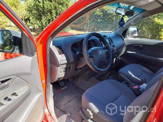 Toyota hilux 2012