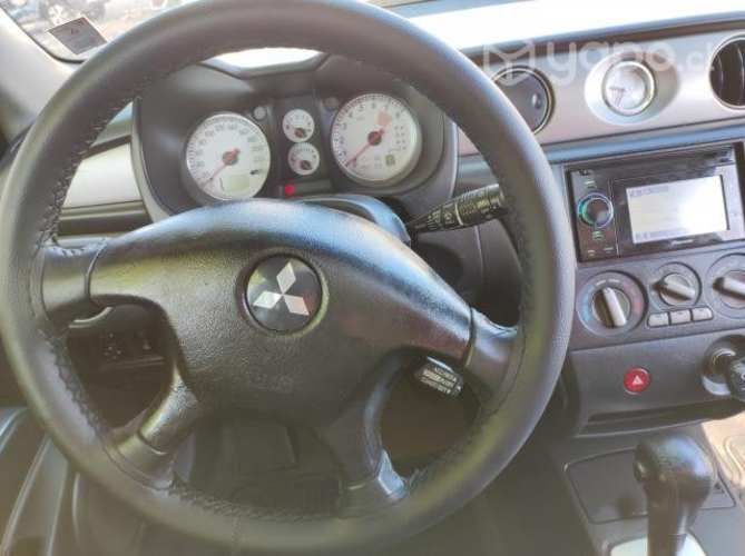 MITSUBISHI OUTLANDER GLS 4X4 2005