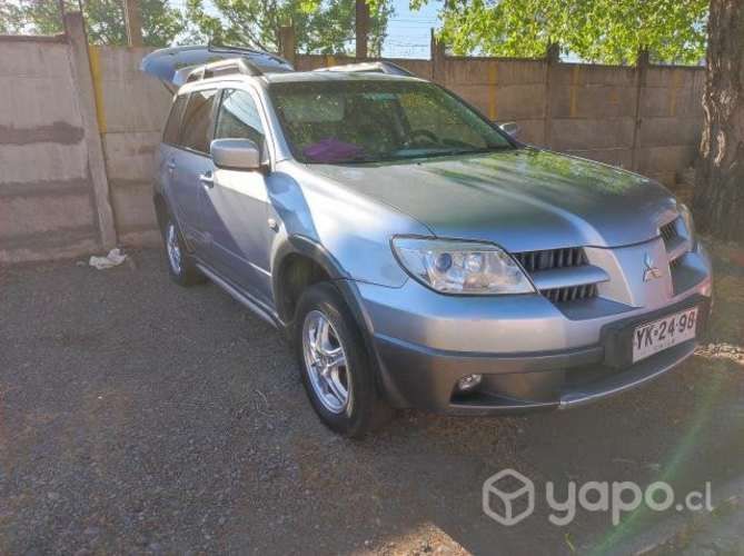 MITSUBISHI OUTLANDER GLS 4X4 2005