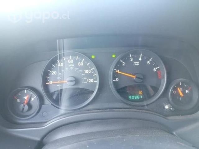 Se vende Jeep patriot Negro