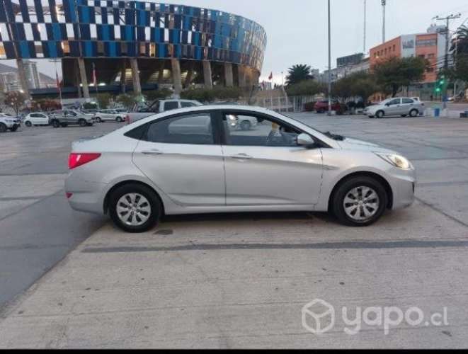 Hyundai accent 2016