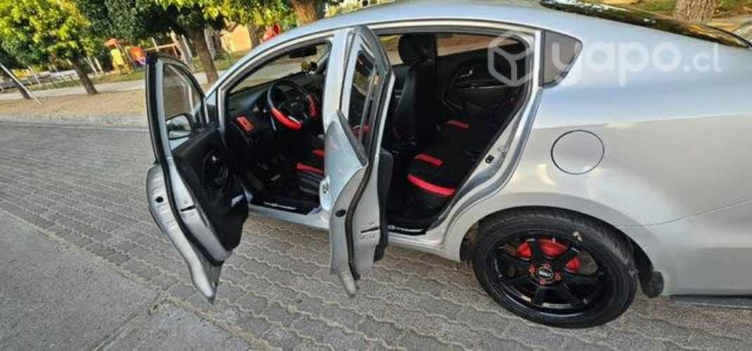 Kia rio 4