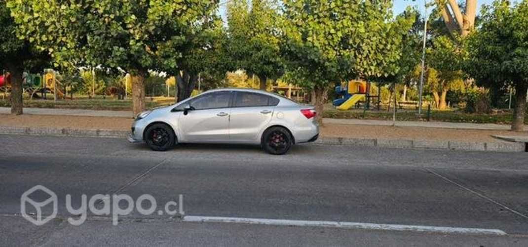 Kia rio 4