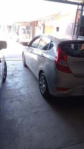 Hyundai accent rb gls ac 2ab abs