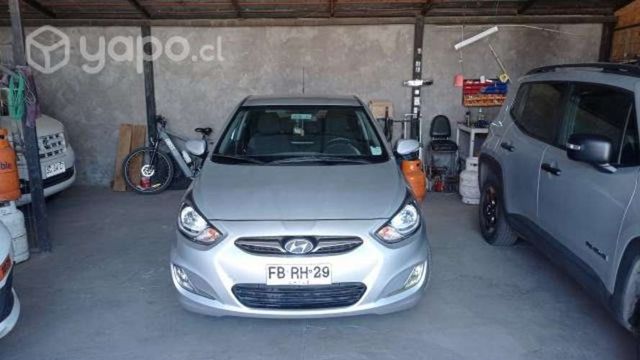 Hyundai accent rb gls ac 2ab abs