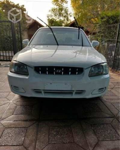 Hyundai accent 2002