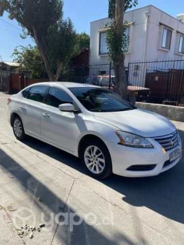 Vendo Nissan Sentra año 2015