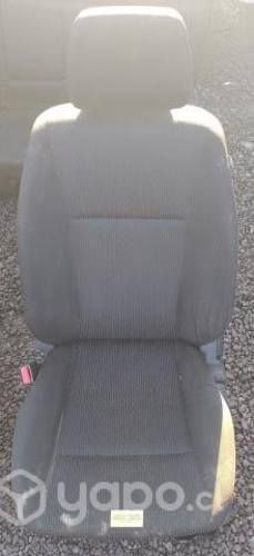 Juego Asientos (BTM008) BT50 3.2 Diesel 4x4 2020 a