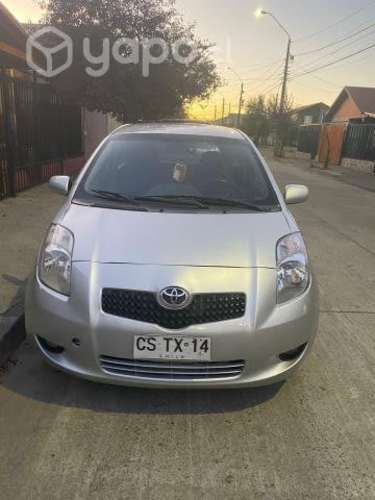Toyota yaris 2011 oportunidad
