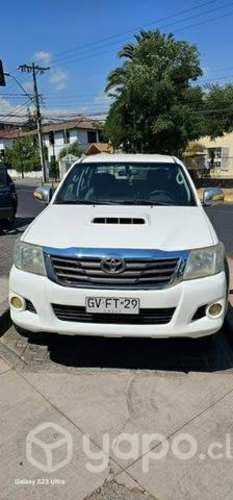 Camioneta toyota hilux 2014
