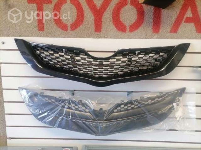 Mascaras Toyota new yaris