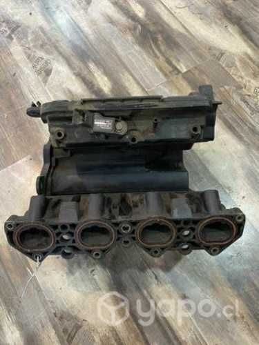 Múltiple de admisión Peugeot 206 año 2003