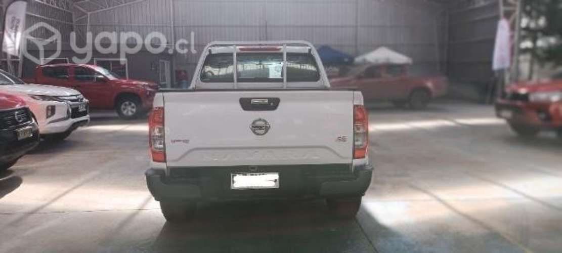 Nissan np300 xe 4x4