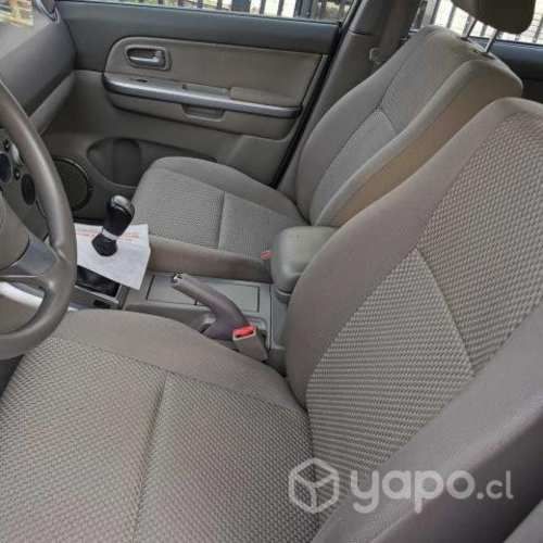 Suzuki grand nomade 2011