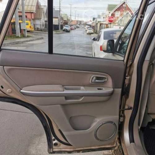 Suzuki grand nomade 2011