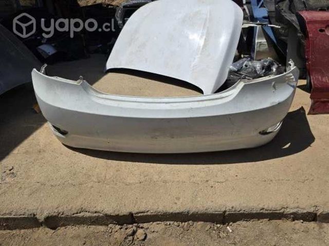 Parachoque trasero Hyundai Accent Sedan