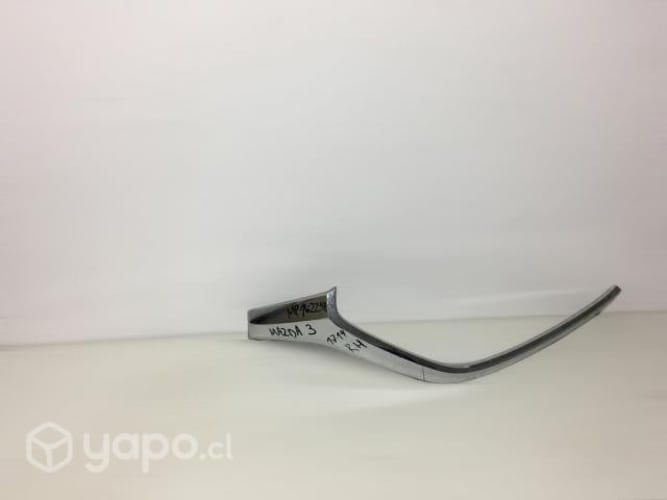 Bisel cromado rh mazda 