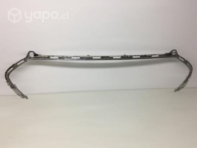 Bisel superior de mascara hyundai grand i10 16-18