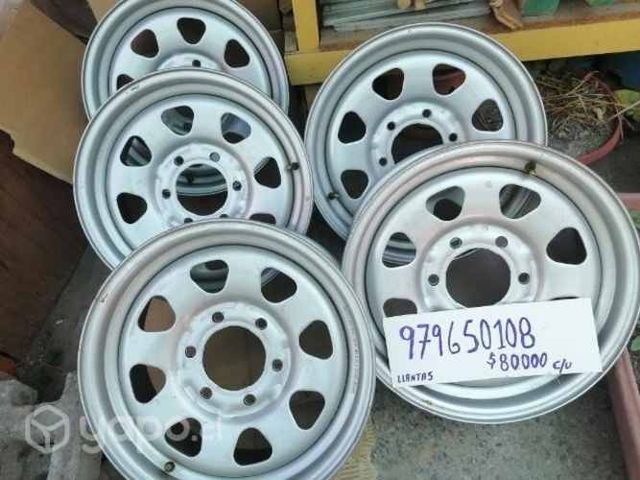 Llantas nuevas aro 16 Nissan Terrano