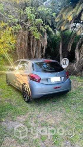 Peugeot 208 diesel año 2019
