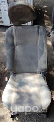 Juego Asientos Detalle Cabezal Mahindra