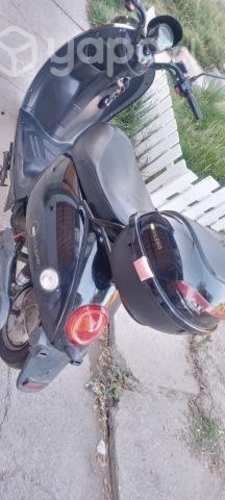 Moto scooter electrica