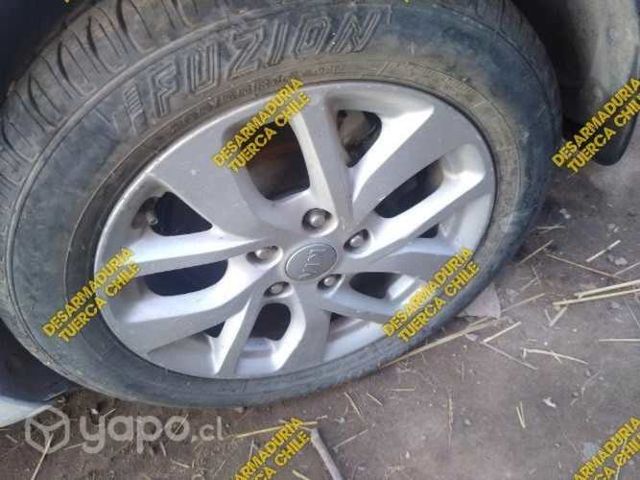 Llantas Kia Carens 2016 aro 16