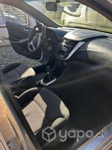 Hyundai accent