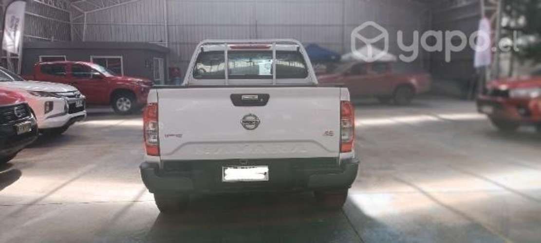 Nissan navara dcab 4x2