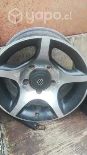 Llantas susuki vitara 96